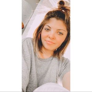 Meet your Posher, Estrella